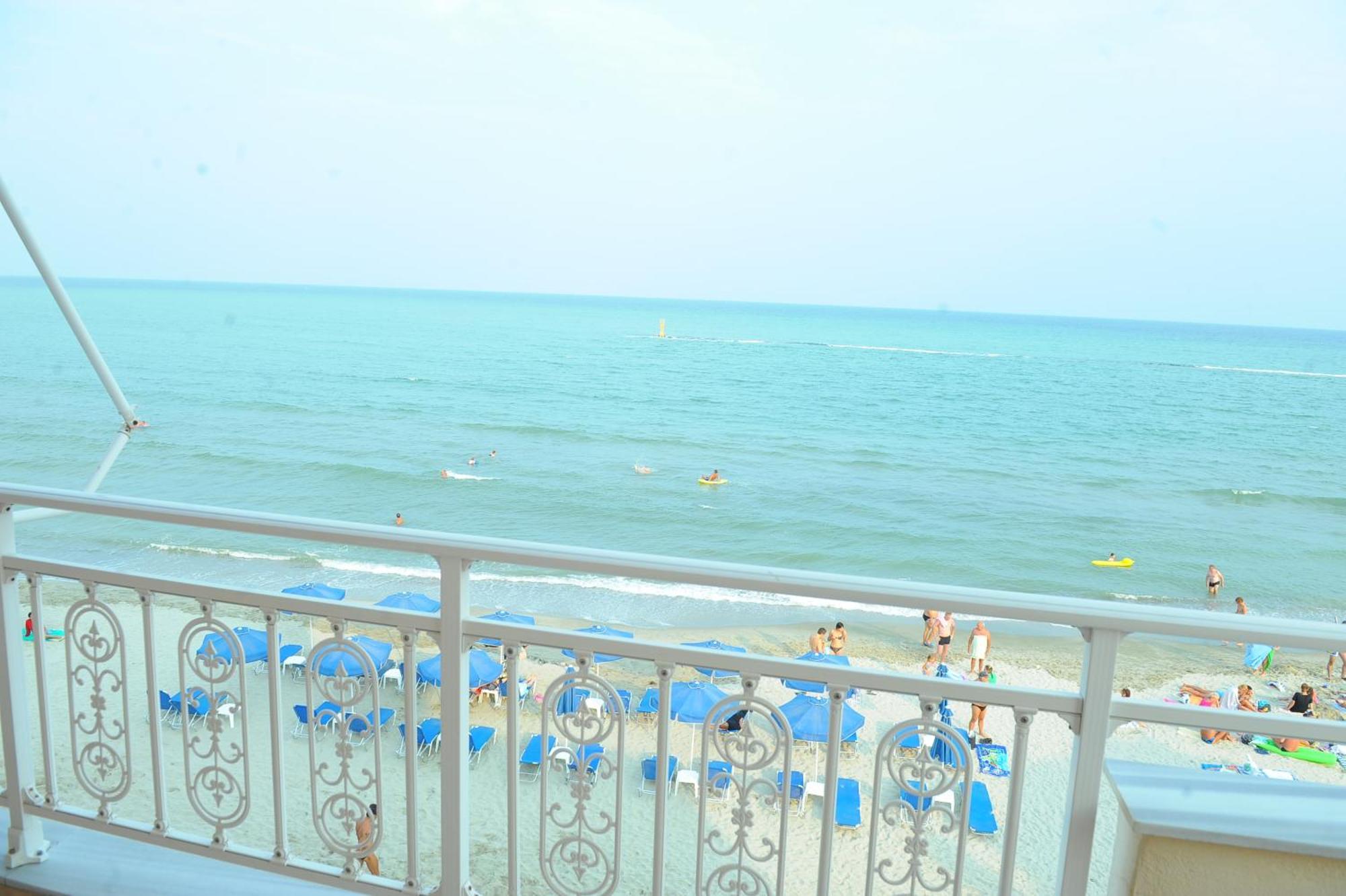 Aris Aparthotel Paralia Katerinis Exterior photo
